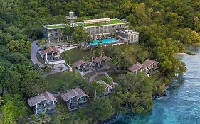 Palau Sunrise Seaview Landison Retreat